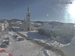 Náměstí, koste sv. Markéty