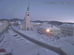 Náměstí, koste sv. Markéty