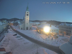 Náměstí, koste sv. Markéty