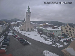 Náměstí, koste sv. Markéty