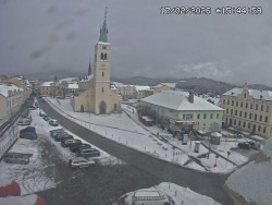 Náměstí, koste sv. Markéty