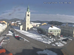 Náměstí, koste sv. Markéty