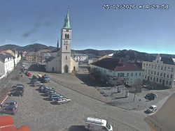 Náměstí, koste sv. Markéty