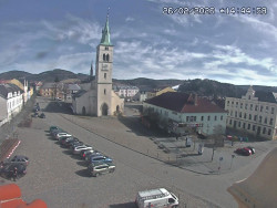 Náměstí, koste sv. Markéty