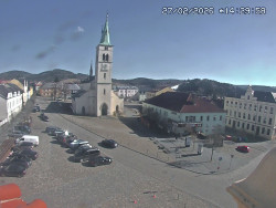 Náměstí, koste sv. Markéty