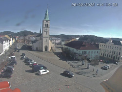 Náměstí, koste sv. Markéty