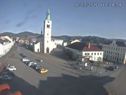 Náměstí, koste sv. Markéty