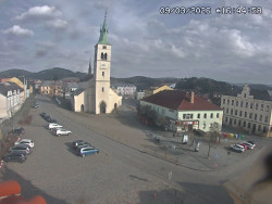 Náměstí, koste sv. Markéty