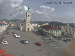 Náměstí, koste sv. Markéty