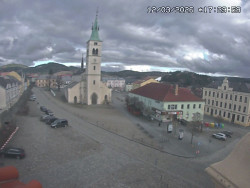 Náměstí, koste sv. Markéty