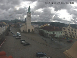 Náměstí, koste sv. Markéty