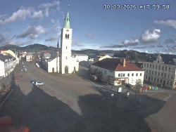 Náměstí, koste sv. Markéty