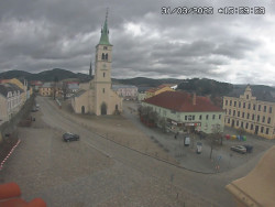 Náměstí, koste sv. Markéty