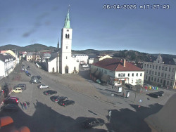 Náměstí, koste sv. Markéty