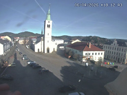 Náměstí, koste sv. Markéty