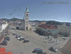 Náměstí, koste sv. Markéty