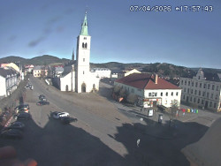 Náměstí, koste sv. Markéty