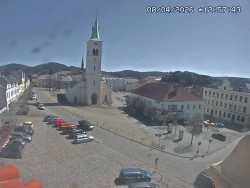 Náměstí, koste sv. Markéty