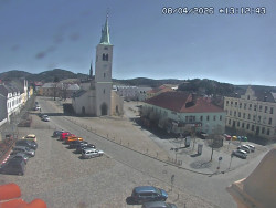 Náměstí, koste sv. Markéty