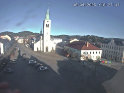 Náměstí, koste sv. Markéty