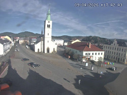 Náměstí, koste sv. Markéty