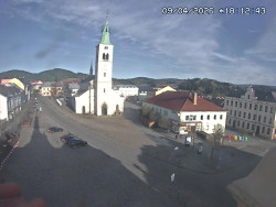 Náměstí, koste sv. Markéty