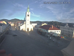 Náměstí, koste sv. Markéty