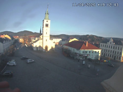 Náměstí, koste sv. Markéty