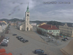 Náměstí, koste sv. Markéty