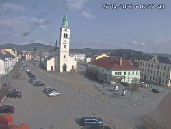 Náměstí, koste sv. Markéty