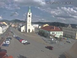 Náměstí, koste sv. Markéty