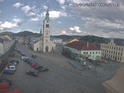 Náměstí, koste sv. Markéty