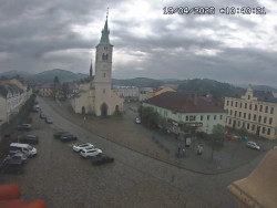 Náměstí, koste sv. Markéty