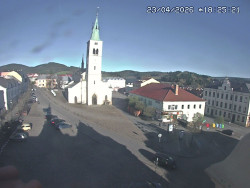 Náměstí, koste sv. Markéty