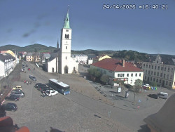 Náměstí, koste sv. Markéty