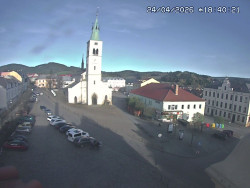 Náměstí, koste sv. Markéty