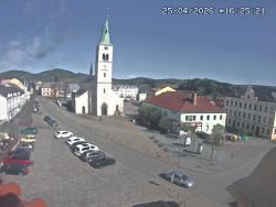 Náměstí, koste sv. Markéty