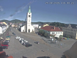 Náměstí, koste sv. Markéty