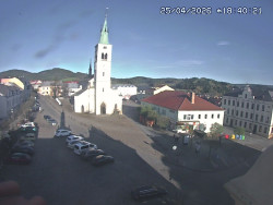 Náměstí, koste sv. Markéty