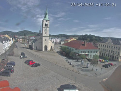 Náměstí, koste sv. Markéty