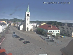 Náměstí, koste sv. Markéty