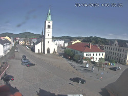 Náměstí, koste sv. Markéty