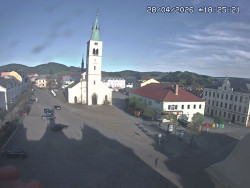 Náměstí, koste sv. Markéty