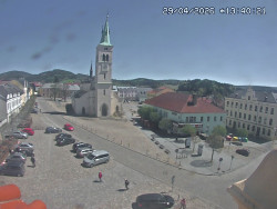 Náměstí, koste sv. Markéty