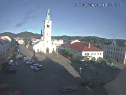 Náměstí, koste sv. Markéty