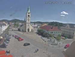 Náměstí, koste sv. Markéty