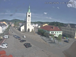Náměstí, koste sv. Markéty