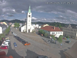 Náměstí, koste sv. Markéty