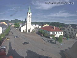 Náměstí, koste sv. Markéty