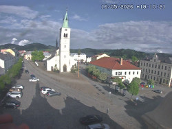 Náměstí, koste sv. Markéty